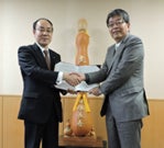 営業社員のお客さま対応力向上を目的として浅草公会堂で「第7回ロールプレイング大会」を開催