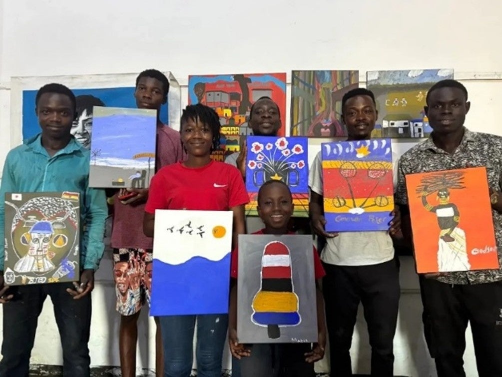 ガーナのスラム街から、アートで社会を救う！「BONBO STARS エポスカード」デビュー