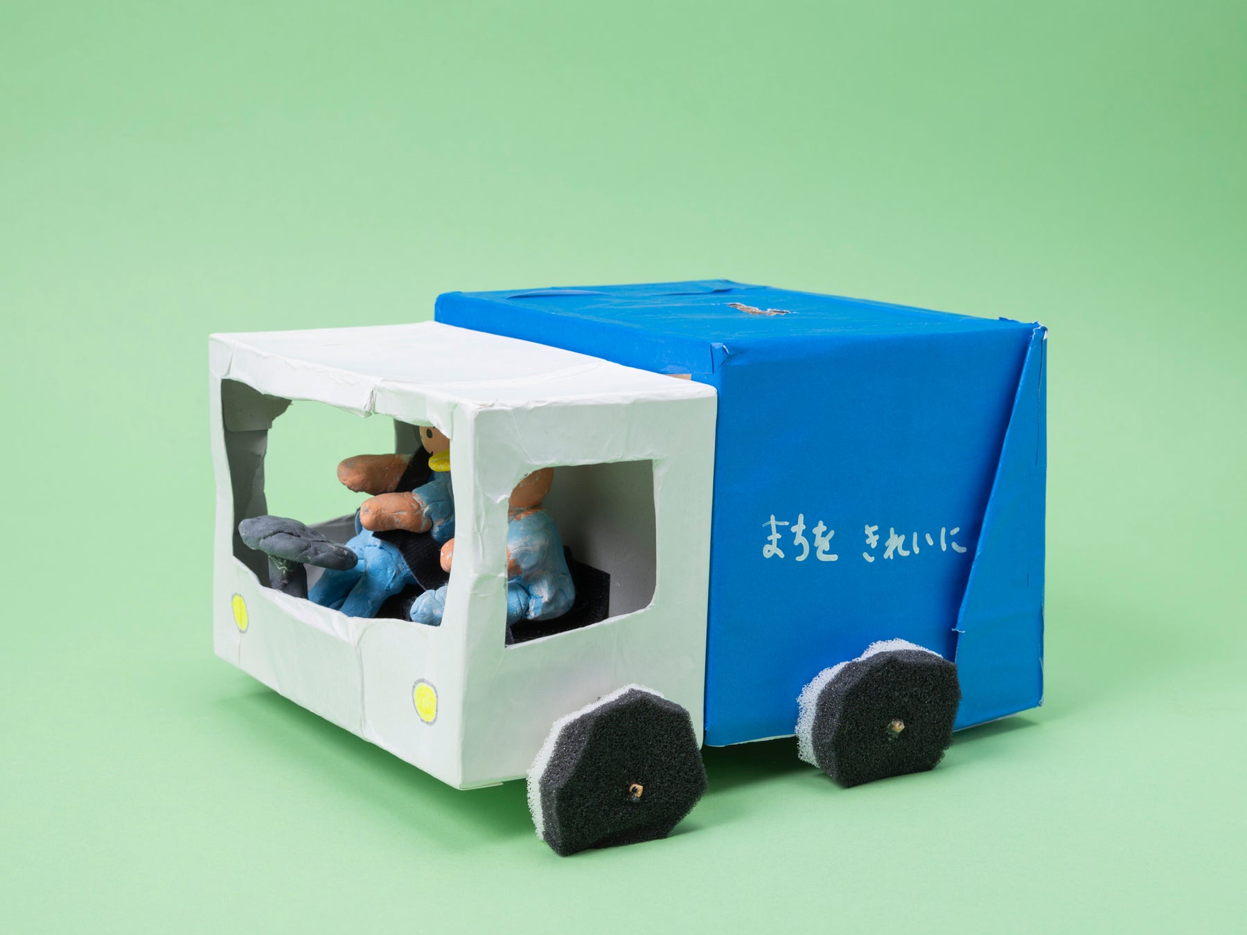 「第50回ゆうちょアイデア貯金箱コンクール」 入賞作品展示会をイオンモール名古屋茶屋 センターコート（1階）で開催！