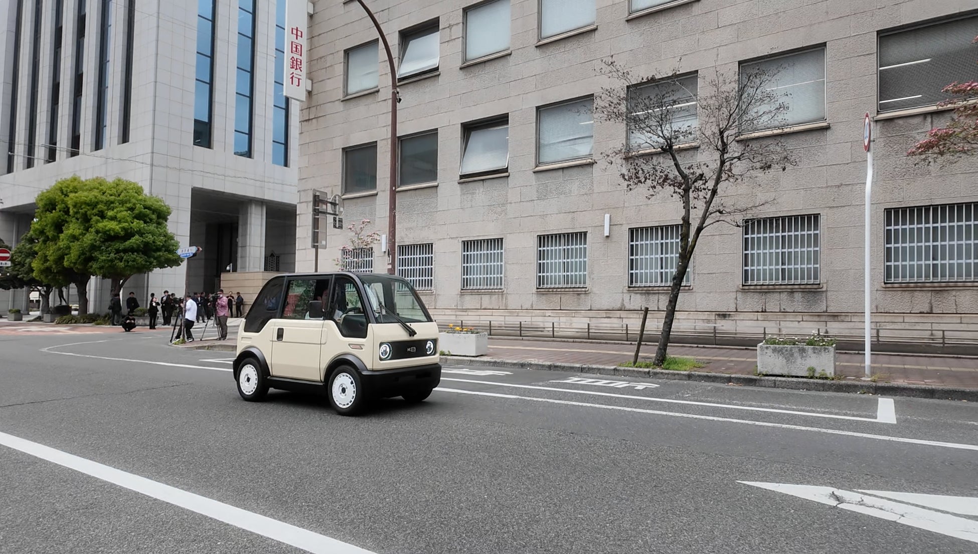 KGモーターズ、中国銀行・ちゅうぎんキャピタルパートナーズと岡山県内5拠点で超小型EV『mibot』の業務実証を完了