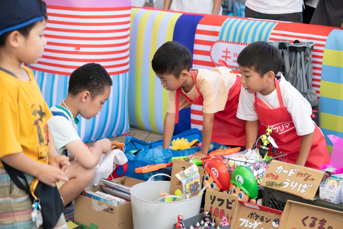 夏休みに子どもがお金を学ぶ「売る」体験　全国12会場でキッズフリマを開催